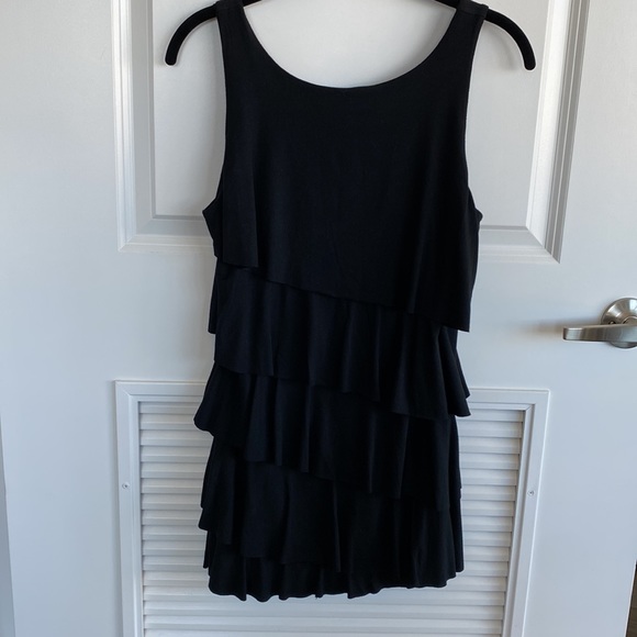 Express Ruffled Dress - Picture 4 of 8